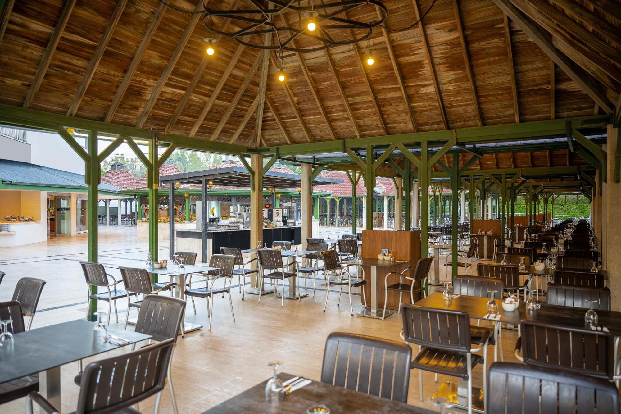 Adora Hotel & Resort เบเลก ภายนอก รูปภาพ
