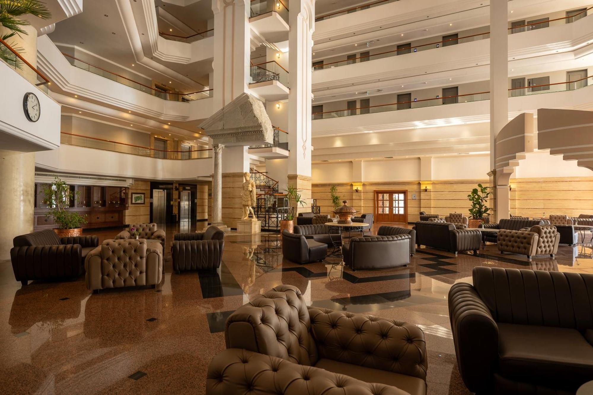 Adora Hotel & Resort เบเลก ภายนอก รูปภาพ