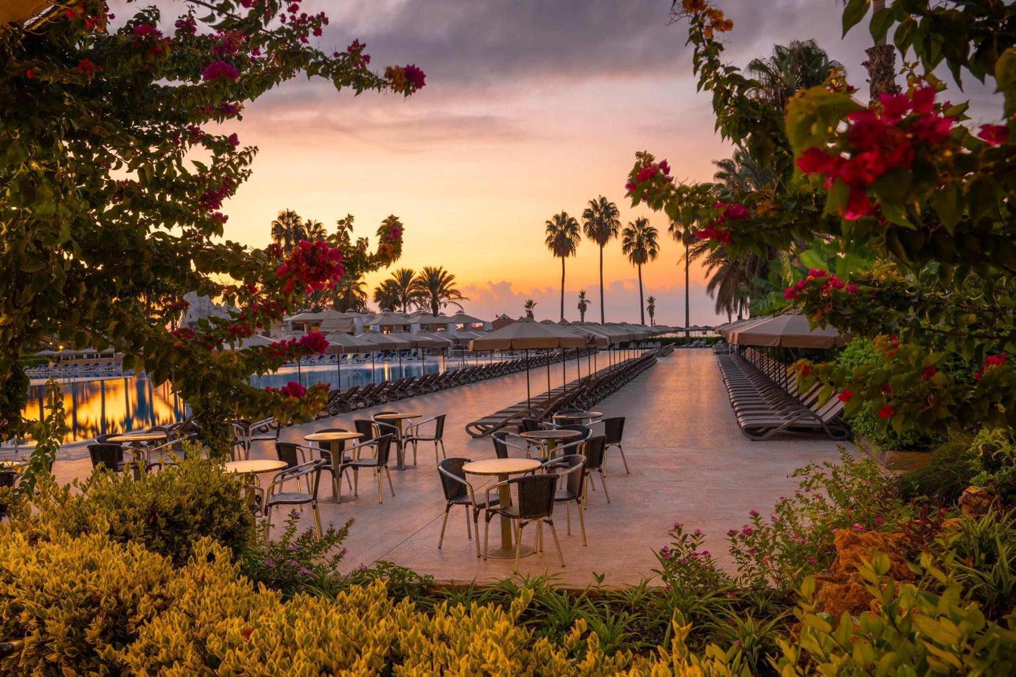 Adora Hotel & Resort เบเลก ภายนอก รูปภาพ