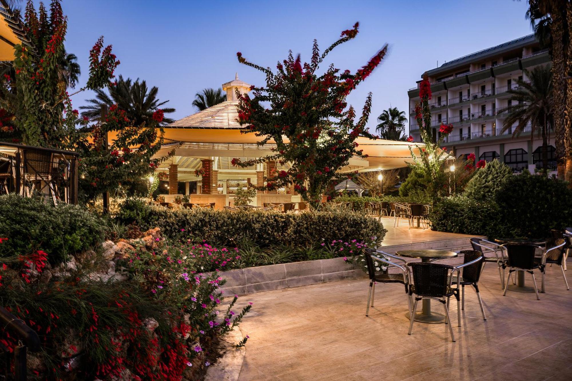Adora Hotel & Resort เบเลก ภายนอก รูปภาพ